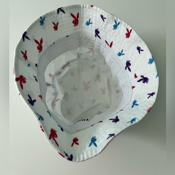 Playboy Bunny Print Bucket Hat NEVER USED! - Picture 5 of 7
